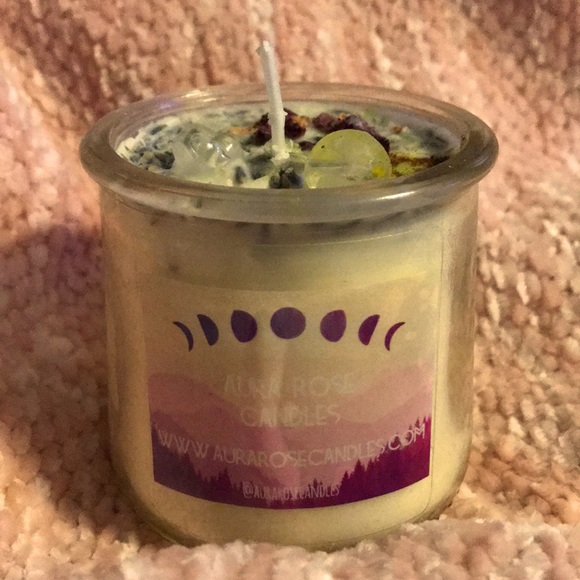 💕NWT ROSE Candle💕 - Picture 1 of 4